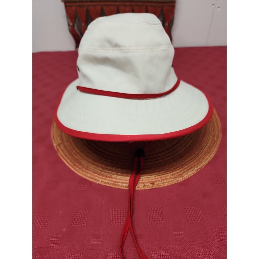 Wallaroo Ladies Explorer UPF 50+ Sun Hat  Red~White Adjustable Chin Strap